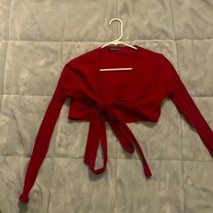 I’m selling this because there isn’t a lot of places I can wear it but is new.